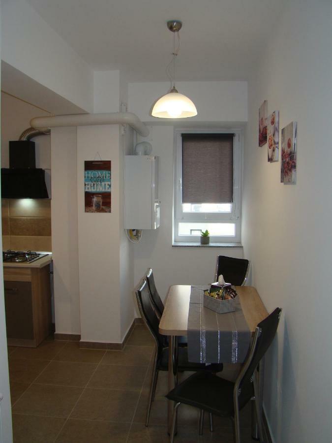 Eme Apartments Braşov Buitenkant foto