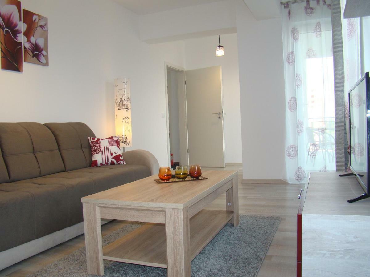 Eme Apartments Braşov Buitenkant foto